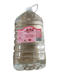 La Vie De Luc Still Water 5L